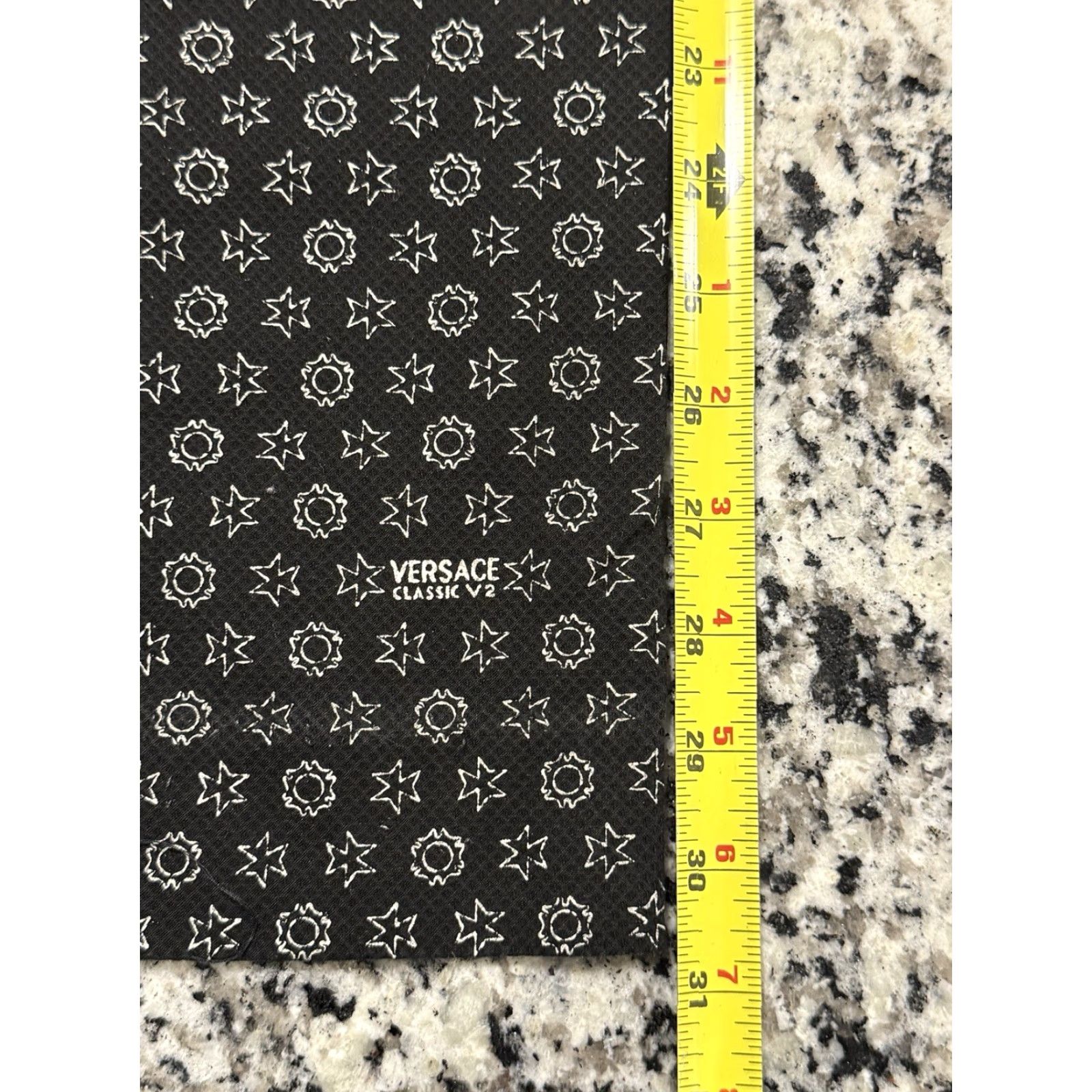 Versace Jeans Couture VINTAGE Versace Jeans V2 CLASSIC Black Cotton Blend Pants Medusa Print Italy Size 44 Belted Pockets Button front Mens Size US 28 / EU 44 - 3 Thumbnail