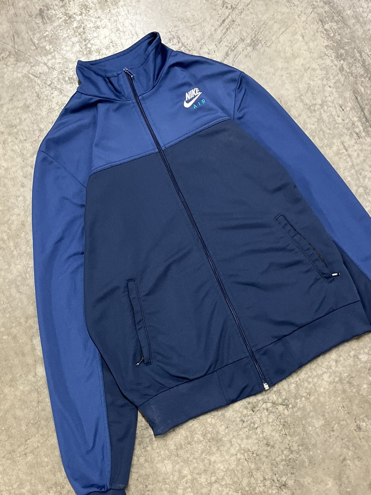 Nike × Vintage Nike air vintage track jacket y2k streetwear hype rare drill Size US L / EU 52-54 / 3 - 3 Thumbnail