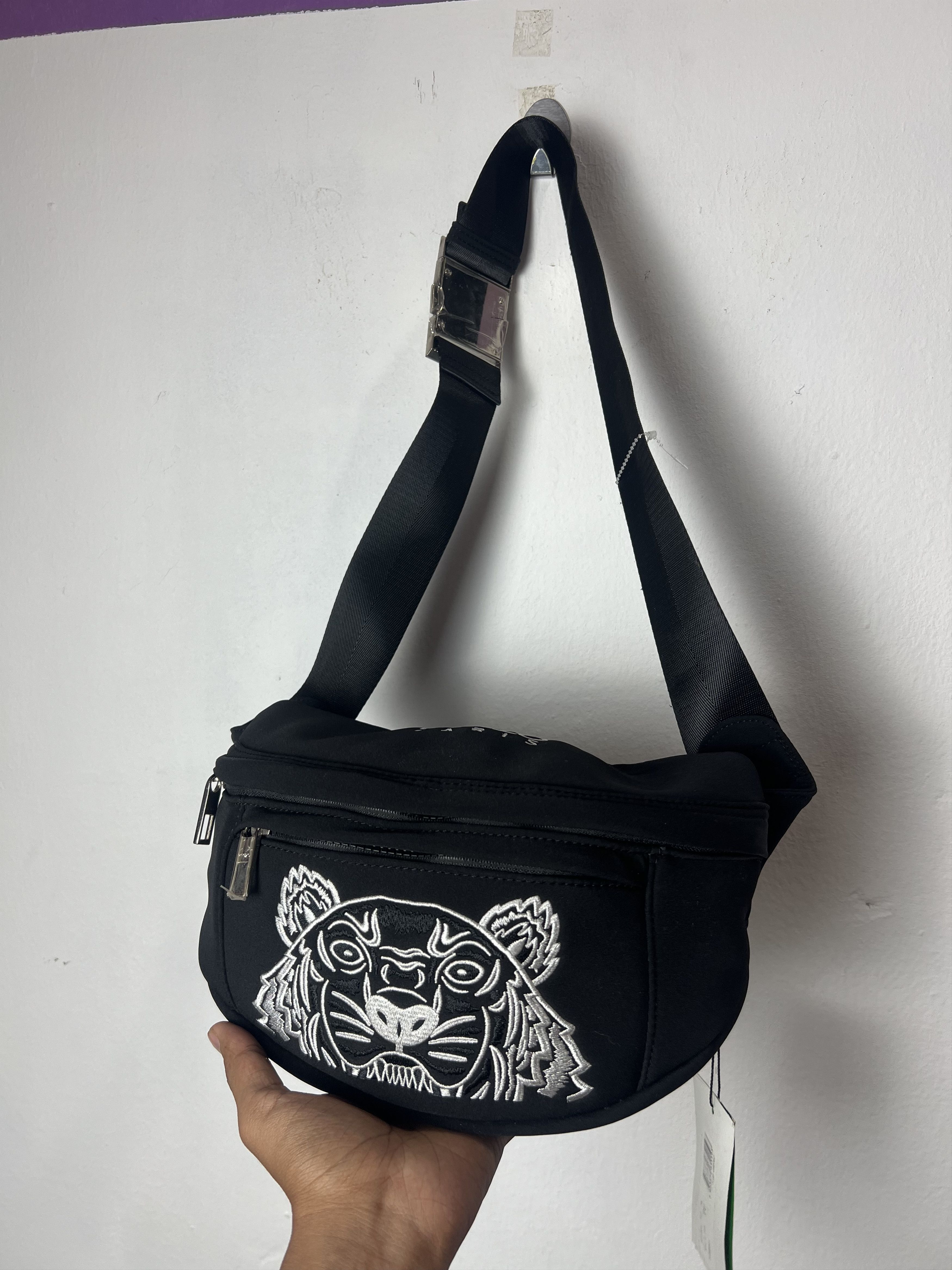 Kenzo KENZO PARIS BLACK NEOPRENE TIGER BUM WAIST BAG Size ONE SIZE - 2 Thumbnail