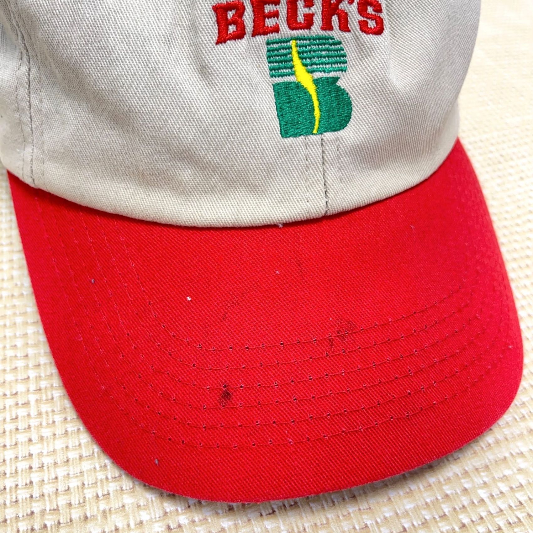 Vintage VINTAGE Beck's Seed Hat Cap Snap Back Made In USA Red 80s 90s Farm Agriculture Mens Size ONE SIZE - 4 Thumbnail