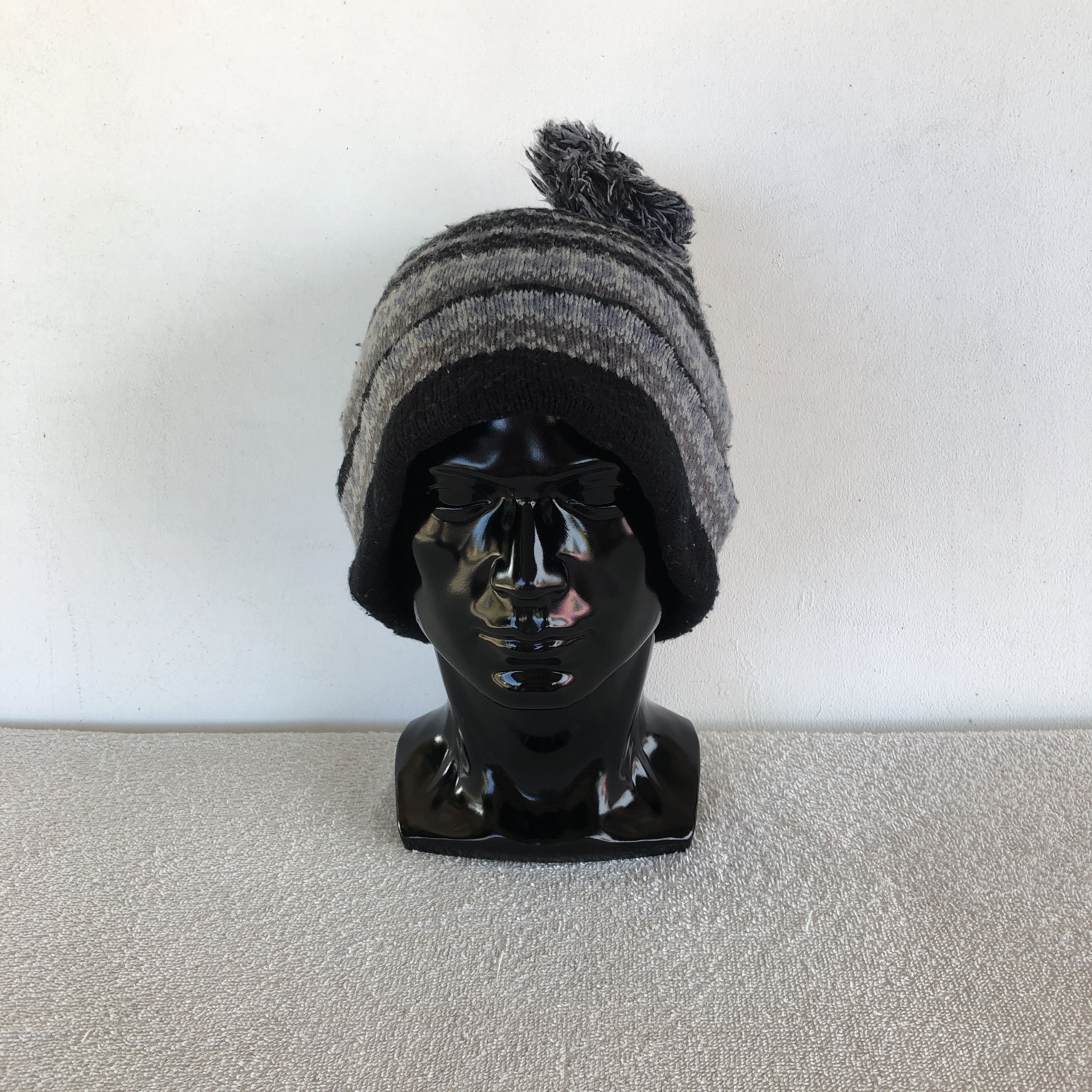 Japanese Brand Vintage 90s Knit Beanie Pom Pom Snow Caps Hats Size ONE SIZE - 2 Thumbnail