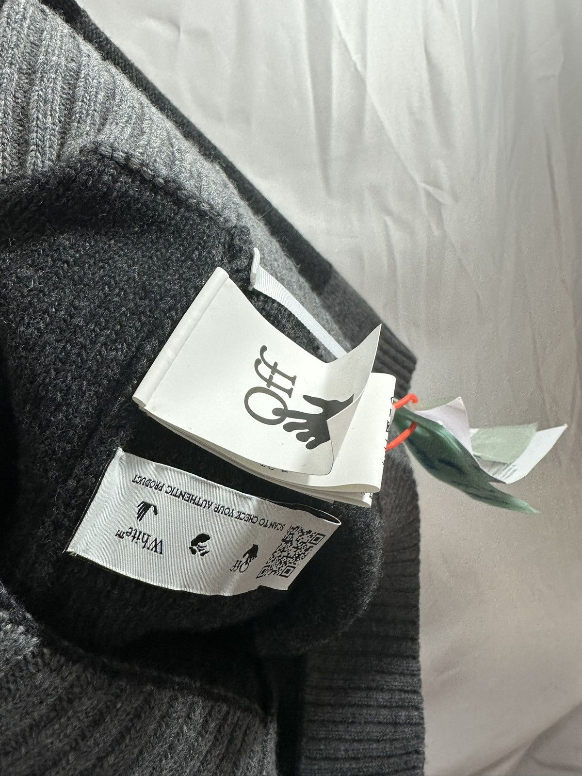 Off-White Off white sweater Size US M / EU 48-50 / 2 - 8 Thumbnail