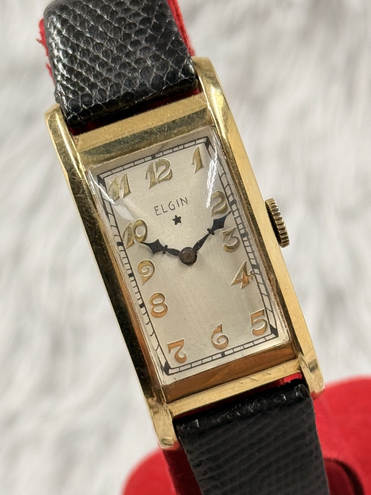 Vintage Vintage ELGIN Tank Manual Swiss Made 14K GOLD Watch Size ONE SIZE - 5 Thumbnail
