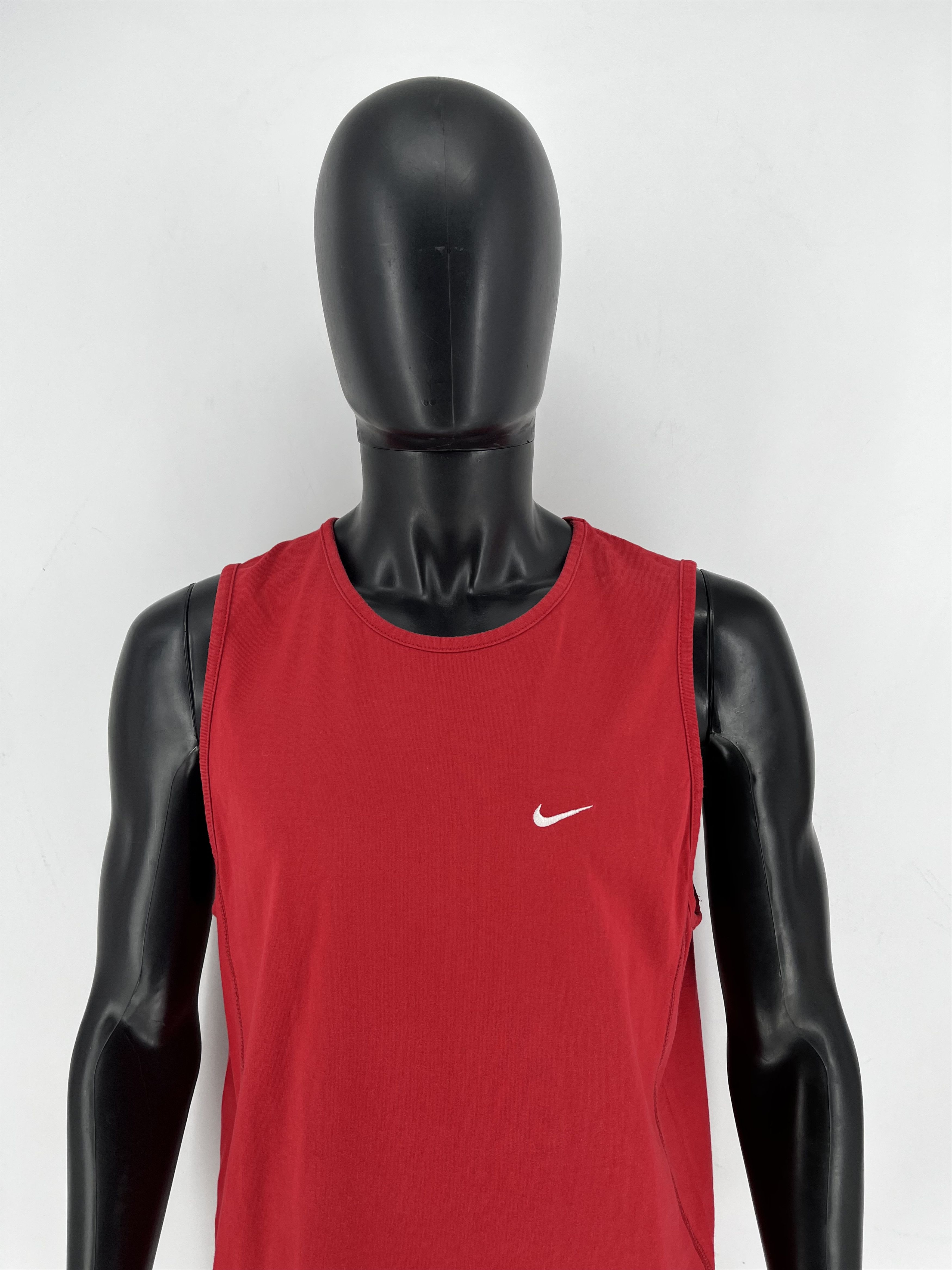 Nike Vintage Nike Tank Top Shirt Mens Red Sleeveless Logo Size US L / EU 52-54 / 3 - 1 Thumbnail