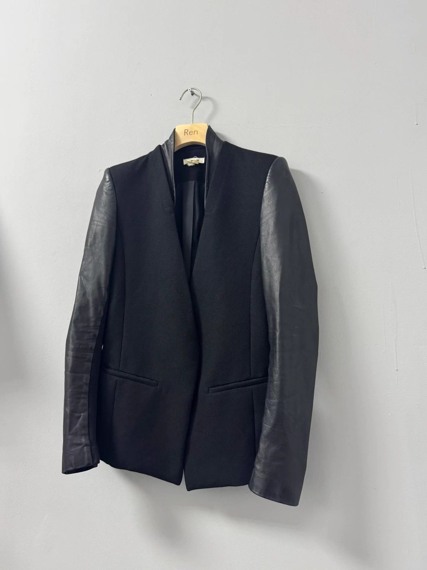 Helmut Lang Helmut Lang patchwork leather jacket with curved sleeves Size XS / US 0-2 / IT 36-38 - 1 Thumbnail