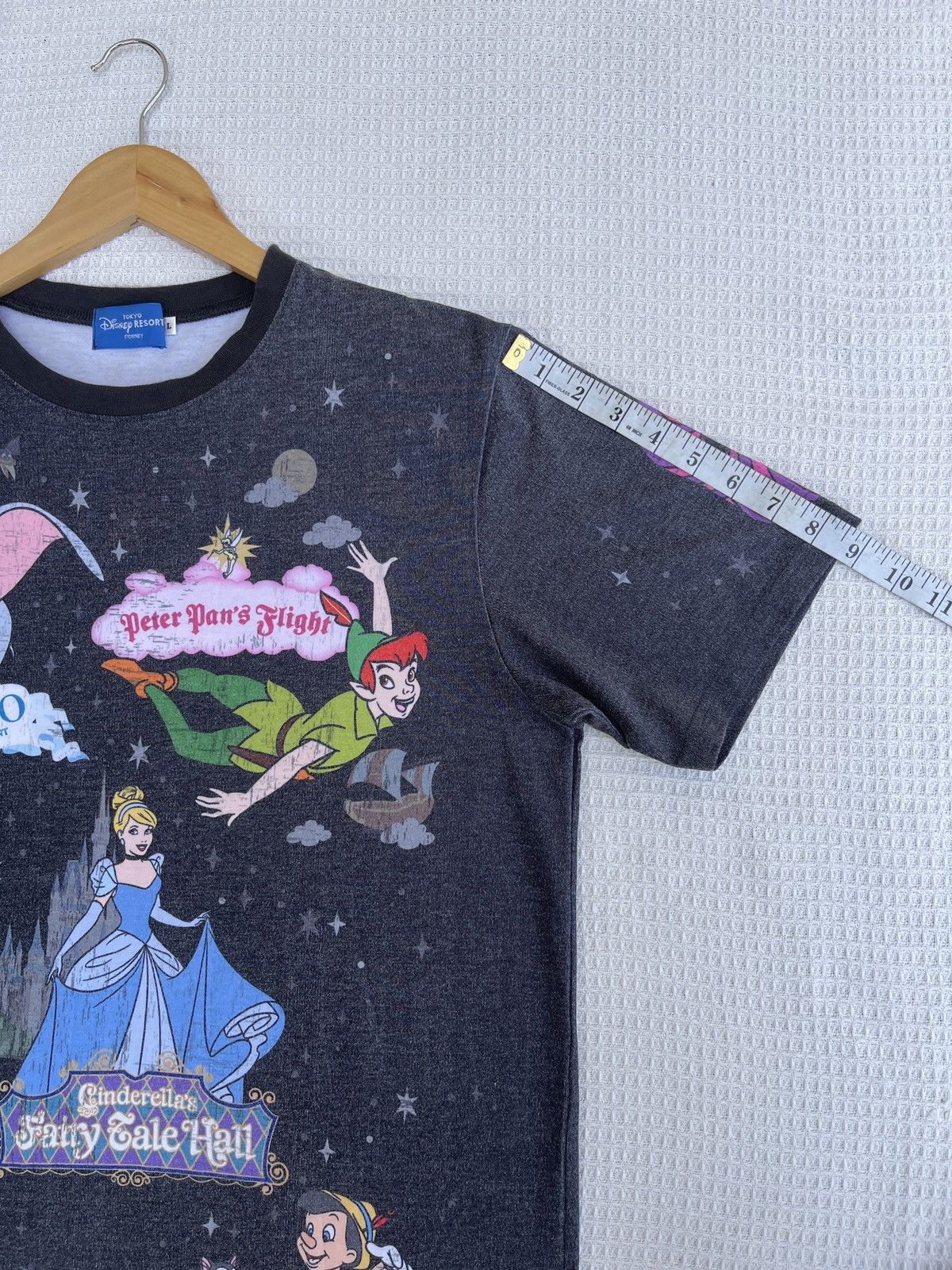 Disney Rare🔥Vtg Tokyo Disney Movie Promo All Over Print T-Shirt Size US L / EU 52-54 / 3 - 12 Thumbnail