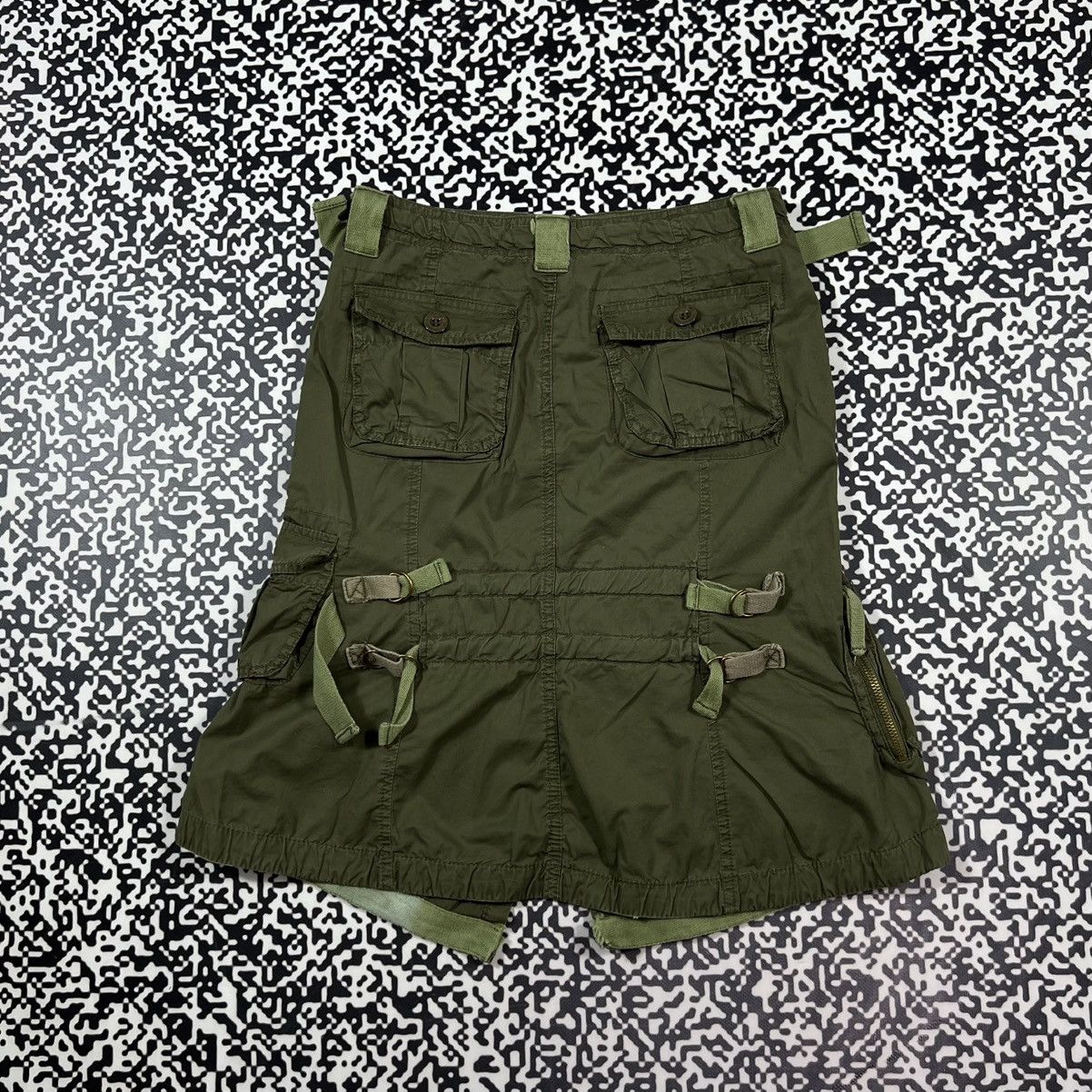 Abercrombie & Fitch Vintage Y2K Abercrombie Fitch Cargo Utility Style Skirt Size 26" / US 2 / IT 38 - 2 Thumbnail