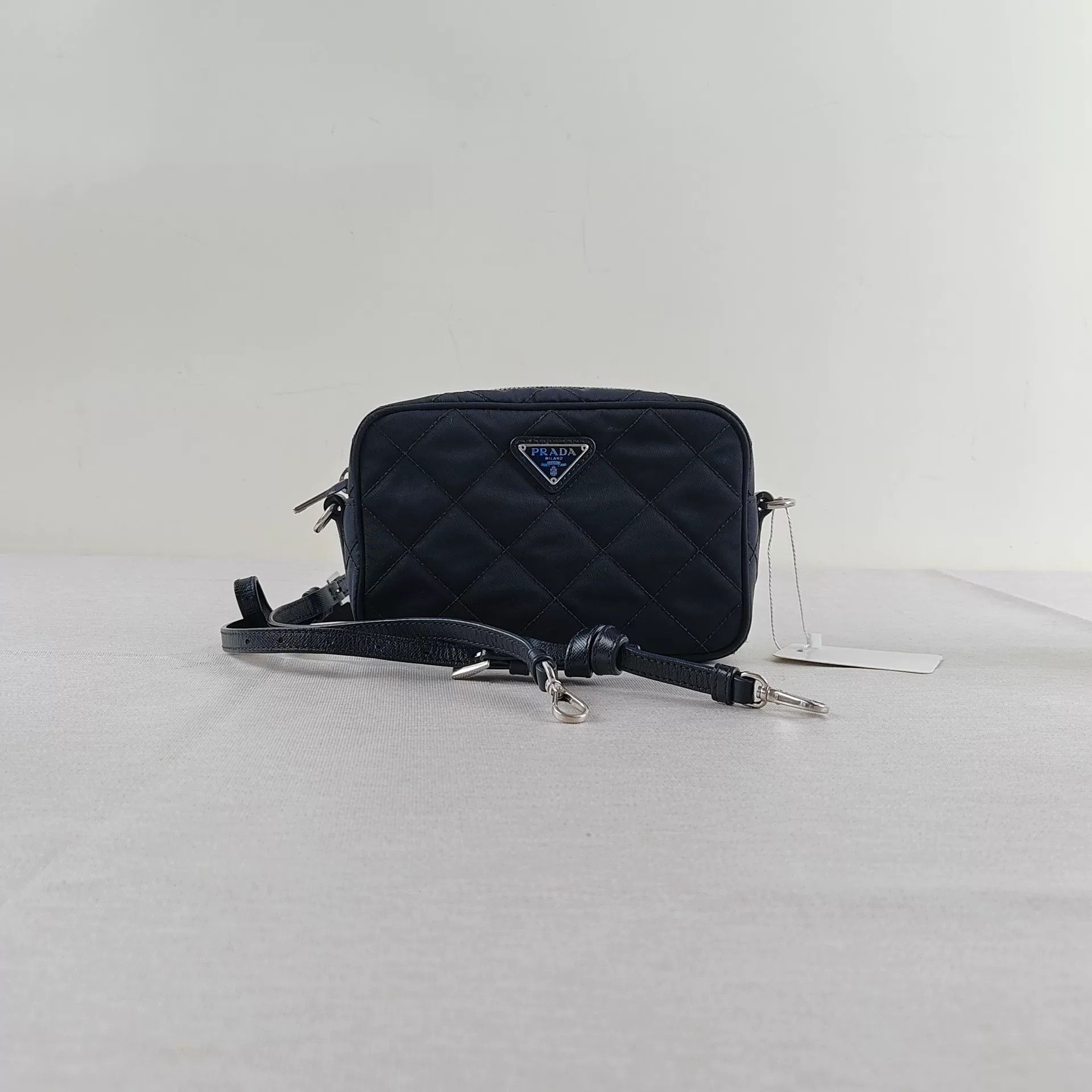 Prada Pre-loved Bag Very good condition Size ONE SIZE - 1 Thumbnail