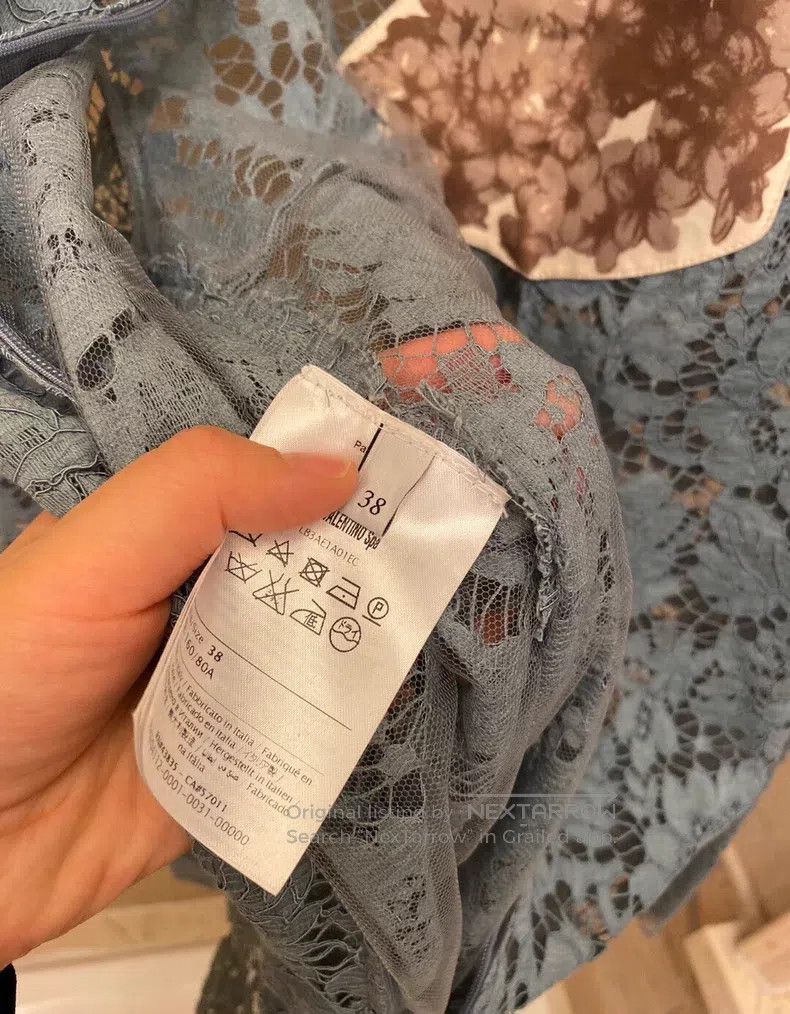 Valentino Valentino Blue long-sleeved lace shirt top T-shirt Size S / US 4 / IT 40 - 4 Thumbnail