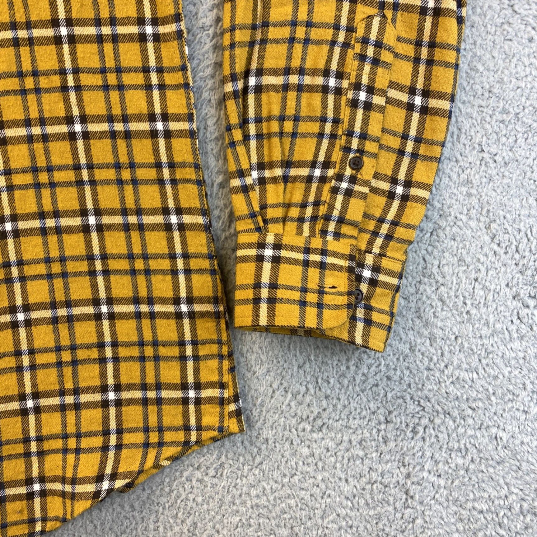 Croft & Barrow CROFT & BARROW Men's Plaid Button-Down Dress Shirt Size M Yellow Casual Business Size 40R - 2 Thumbnail