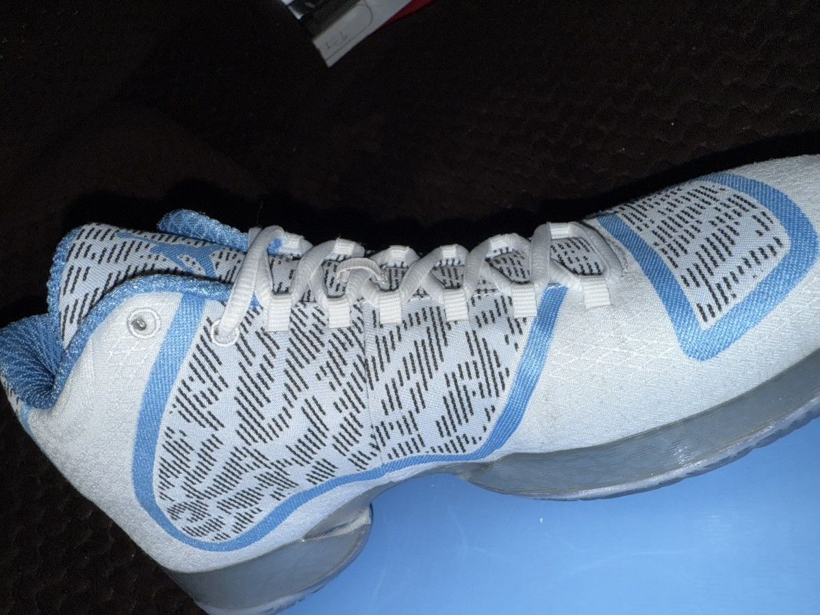 Jordan Brand Nike Air Jordan XXIX (29) Pantone “gift of flight” DS OG Box Size US 9 / EU 42 - 20 Thumbnail