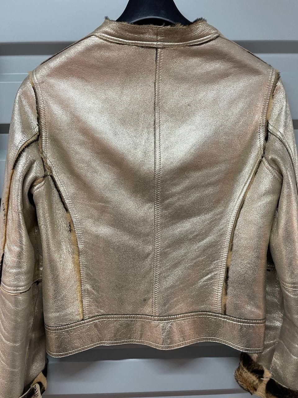 Versace 🔥Rare Vintage Versus Versace Gold Leopard Leather Jacket Size M / US 6-8 / IT 42-44 - 9 Thumbnail