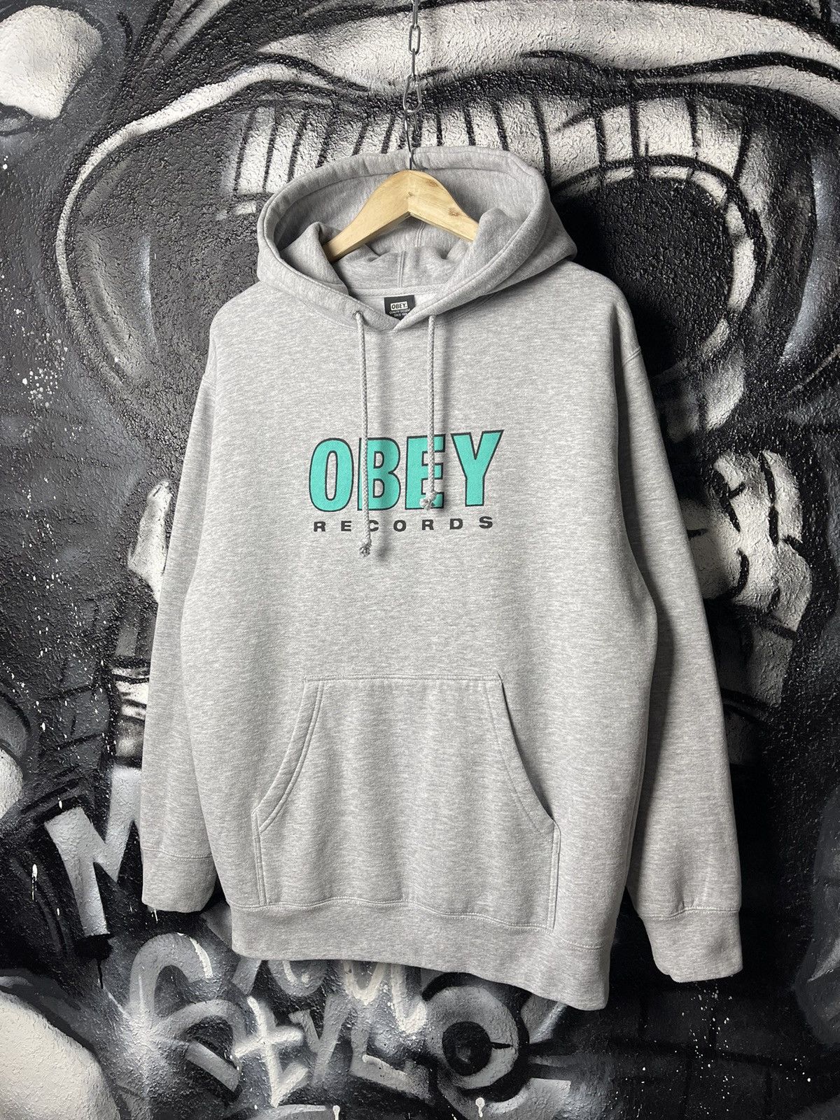 Obey OBEY Records Logo Hoodie Men’s Size M Size US M / EU 48-50 / 2 - 1 Thumbnail