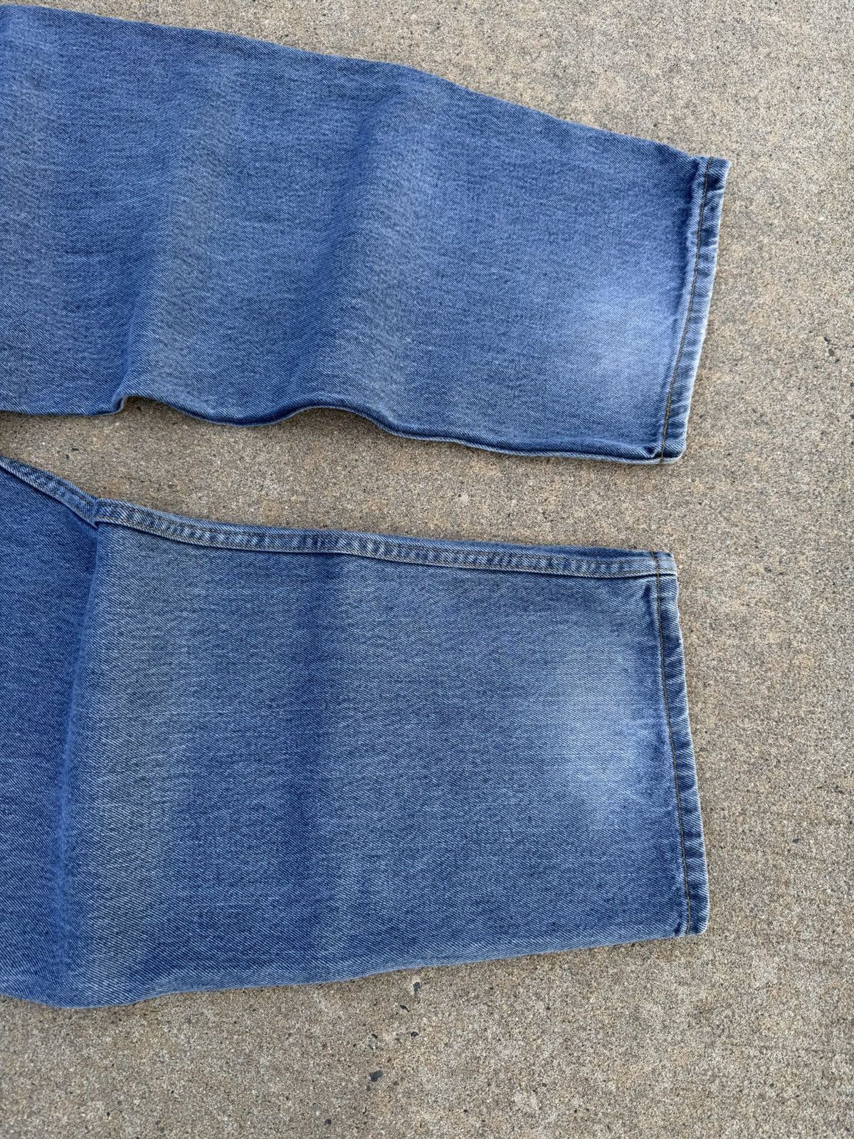 Levi's Vintage 00’s Levi’s 550 Relaxed Fit Size 42X30 Size US 42 / EU 58 - 10 Thumbnail
