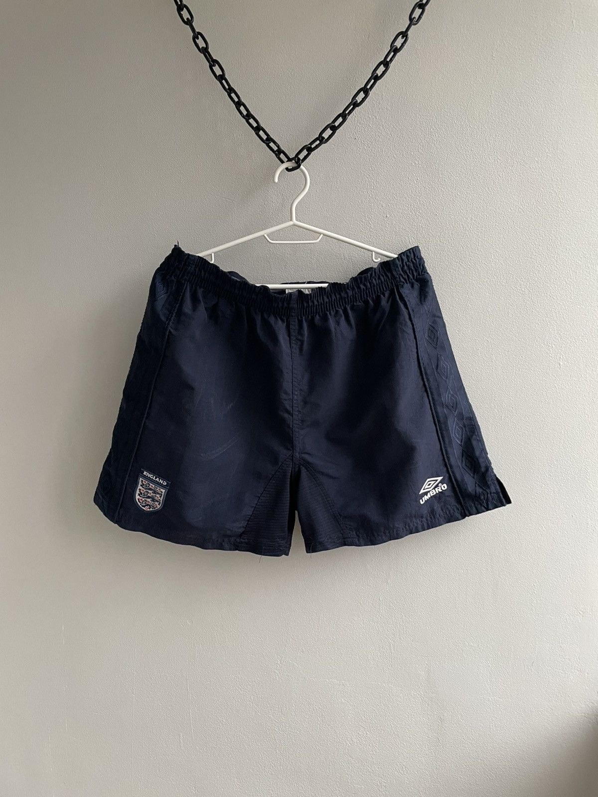Umbro England 1999 2000 2001 Home Football Shorts Soccer Men Umbro Size US 34 / EU 50 - 1 Thumbnail