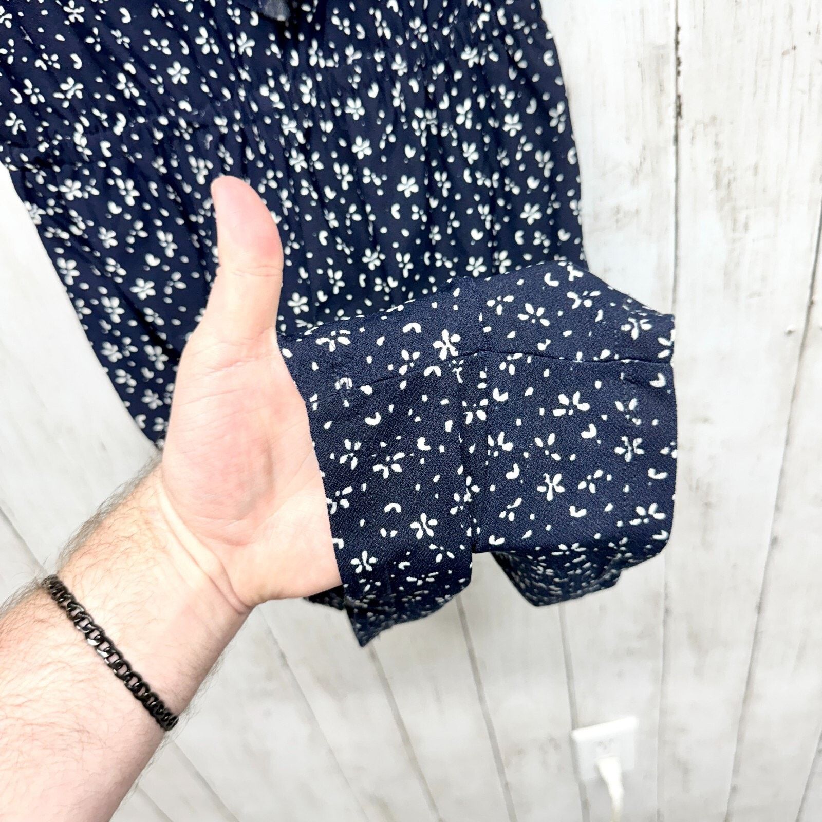 Mango Mango Romper Size XXS Short Sleeve Deep V Navy Blue Floral Size 24" / US 00 / IT 34 - 3 Thumbnail