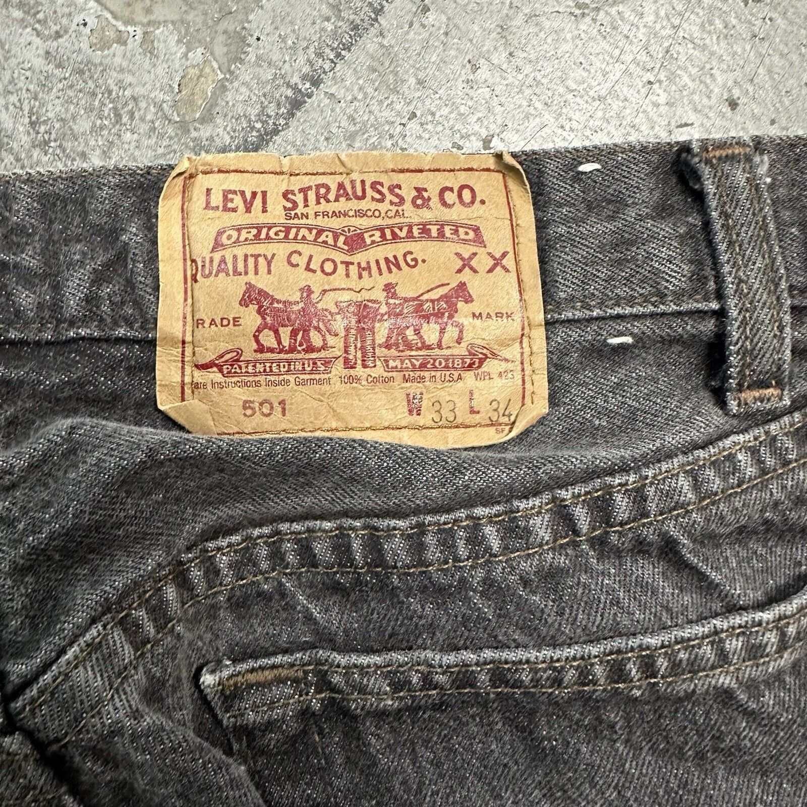 Levi's × Vintage Vintage 90s Levi’s 501 Faded Black Denim Jeans Size 33x34 Size US 33 - 8 Thumbnail