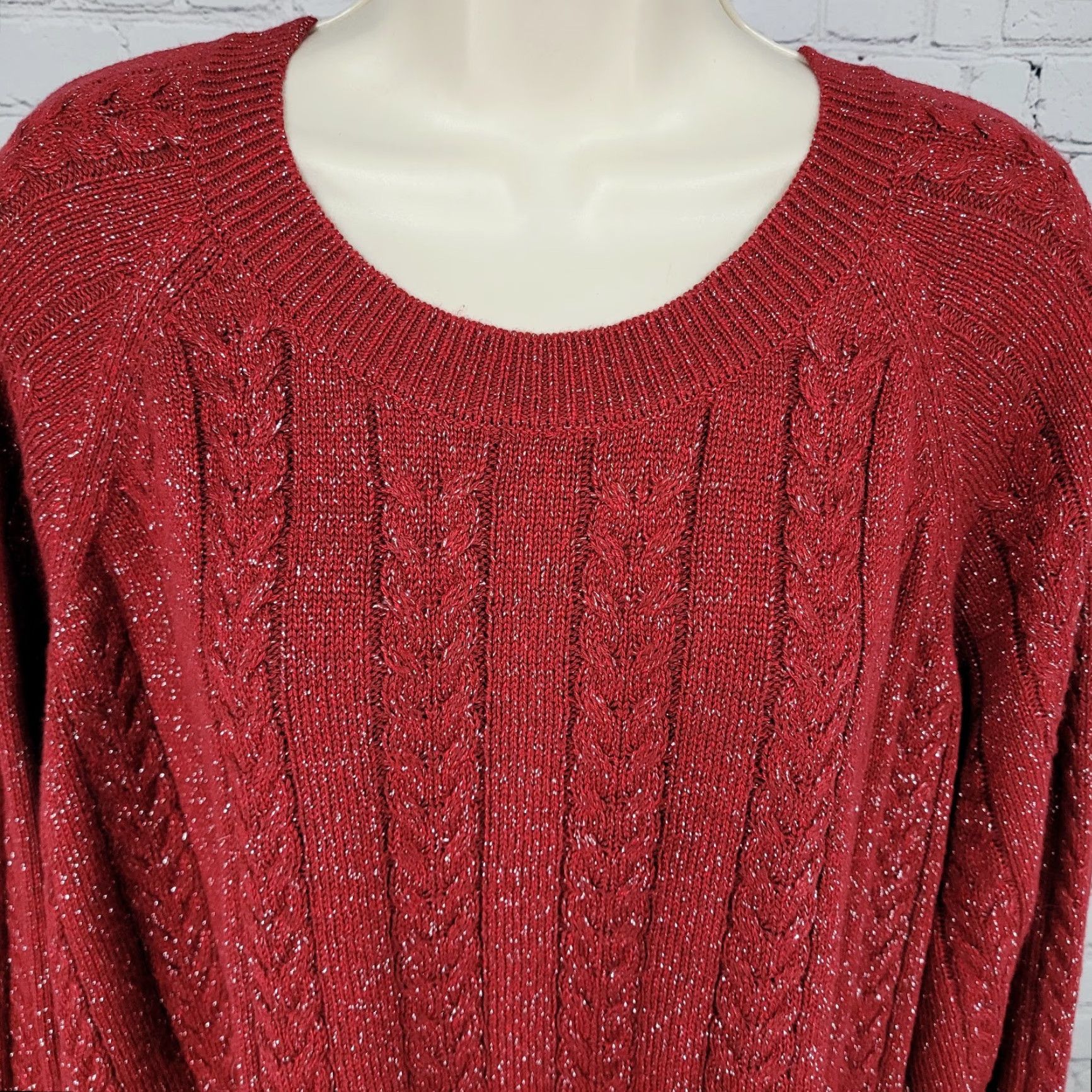 Athleta Athleta Red Glitter Pullover Sweater Women 1X Size XL / US 12-14 / IT 48-50 - 6 Thumbnail