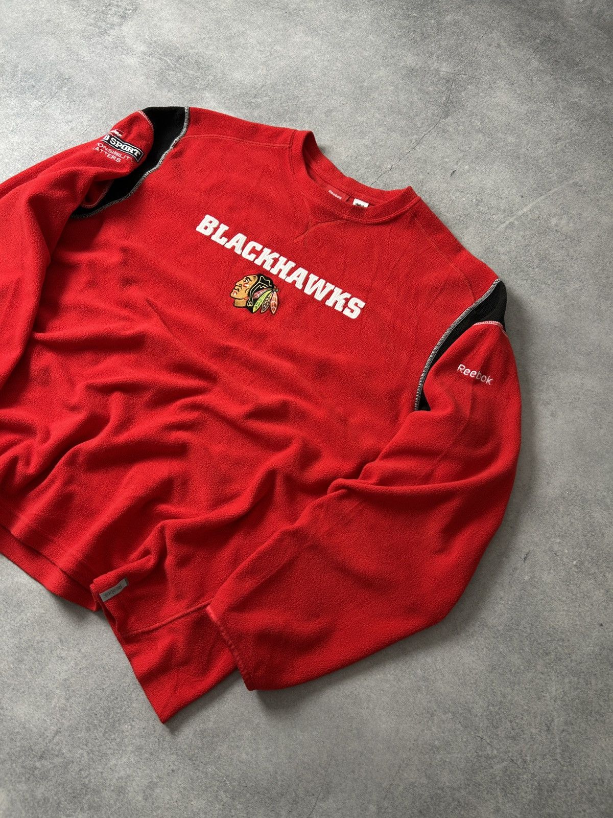 NFL Vintage Reebok x NFL Blackhawks fleece sweatshirt mens Size US XL / EU 56 / 4 - 2 Thumbnail