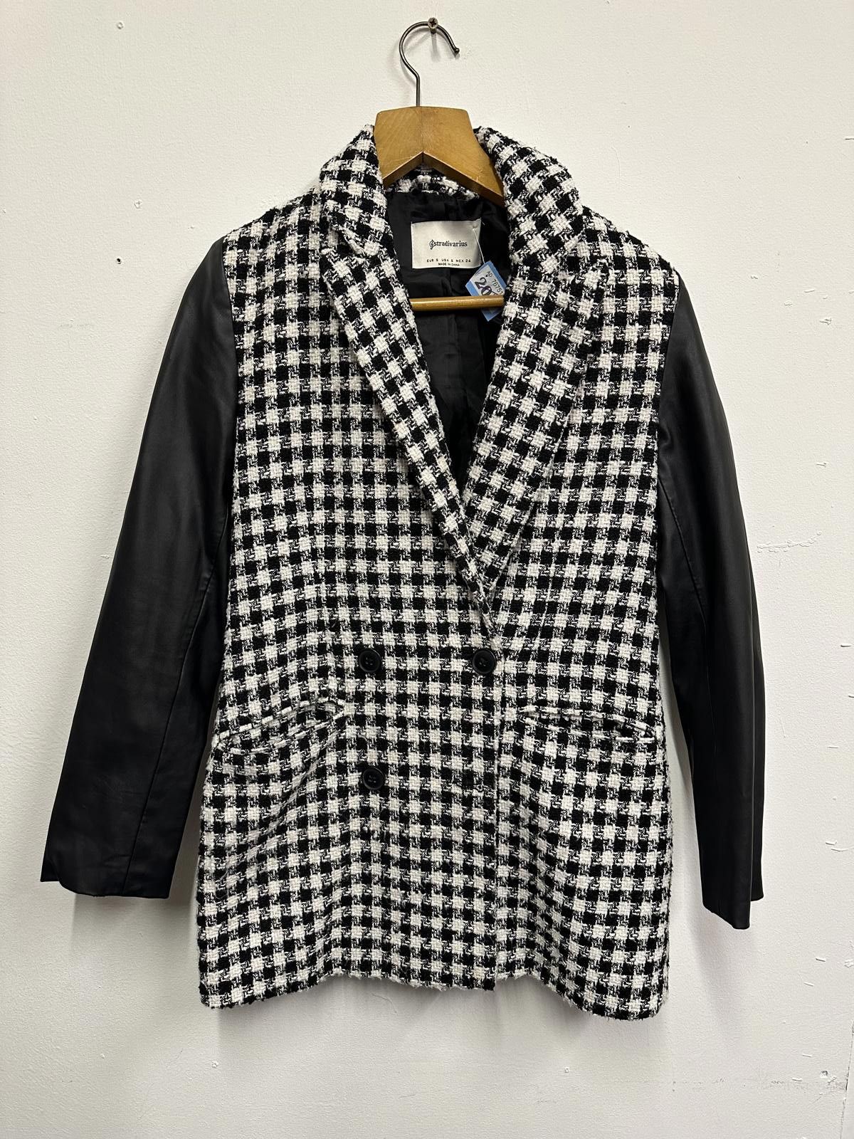 Other Stradivarius Women's Black and White Checkered Coat Size S / US 4 / IT 40 - 1 Thumbnail