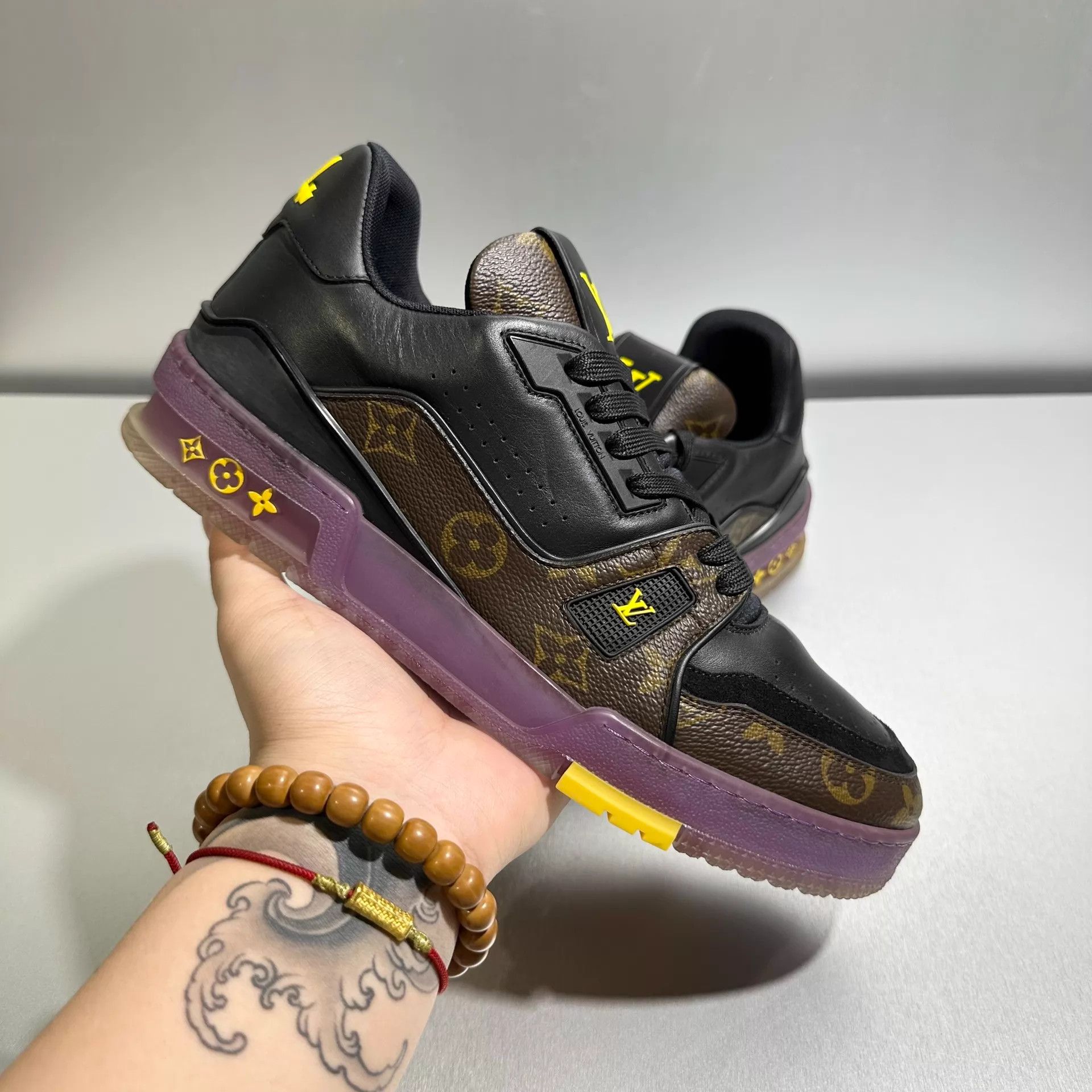 Louis Vuitton LV Trainer Purple Gold Lakers 40/US6 1x Worn Mint Size US 7 / EU 40 - 9 Thumbnail