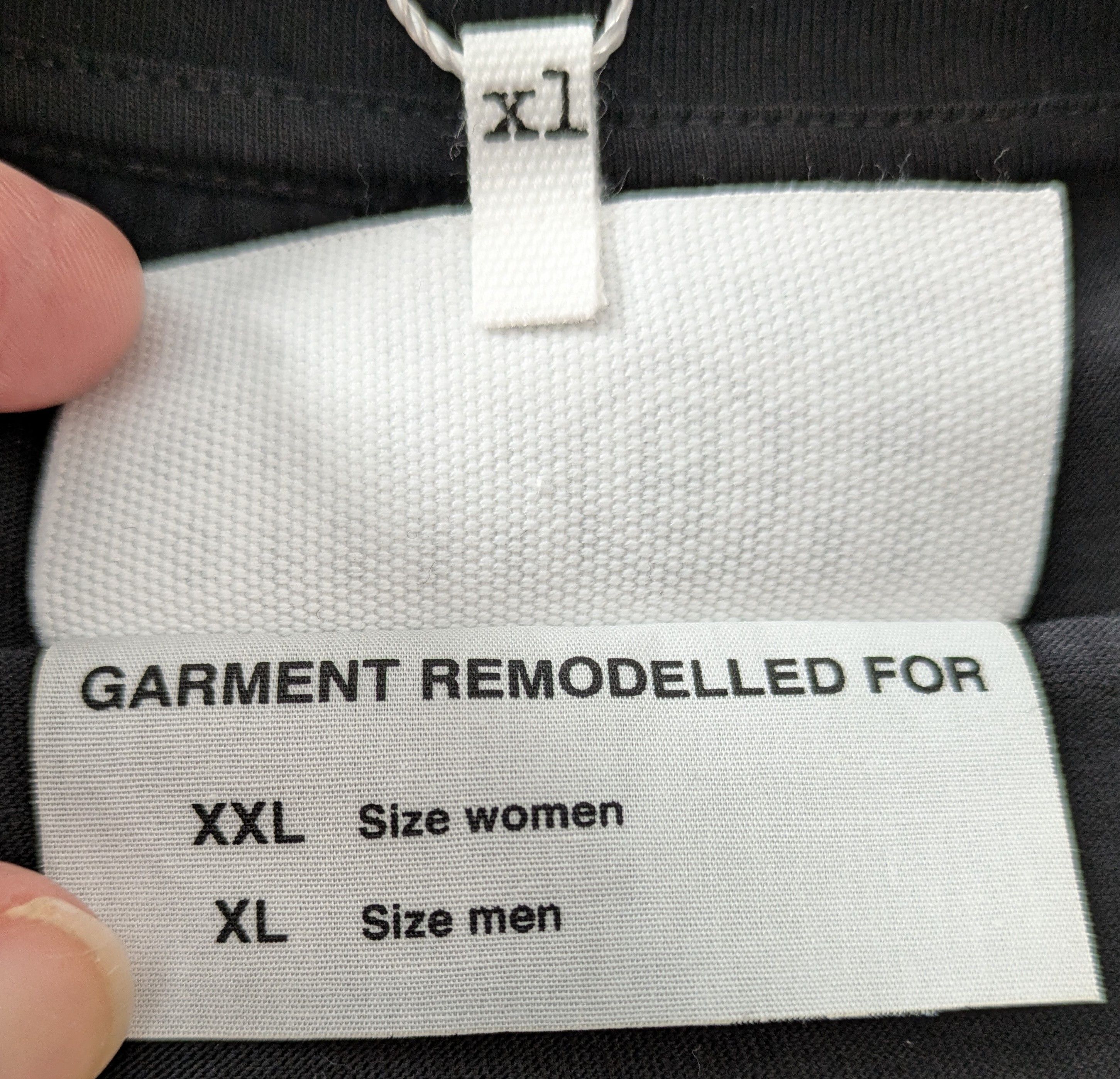 Maison Margiela MM6 Cat Logo Tee Size US XL / EU 56 / 4 - 5 Thumbnail