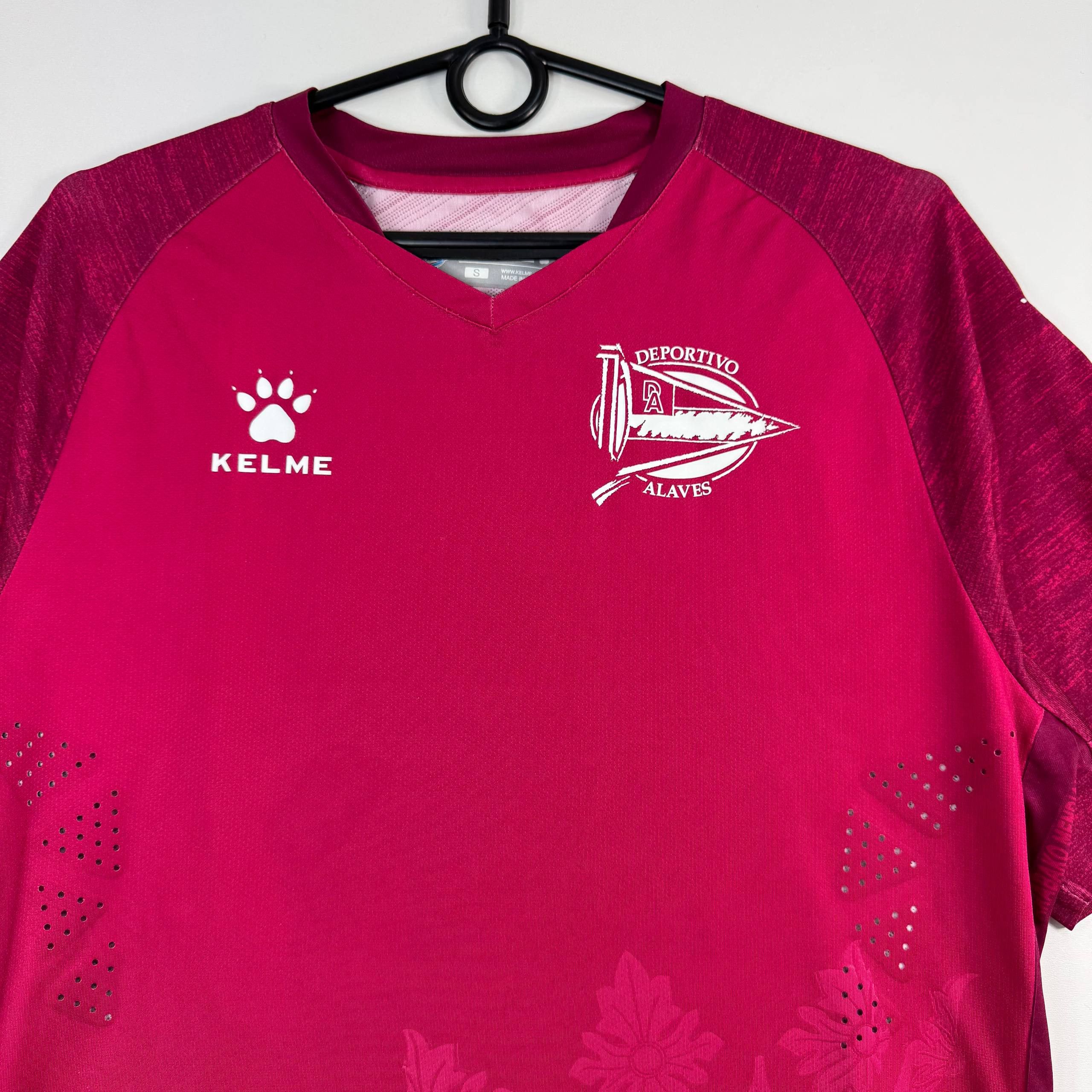 Other Kelme Deportivo Alaves Training Jersey Red Mens Size S Size US S / EU 44-46 / 1 - 2 Thumbnail