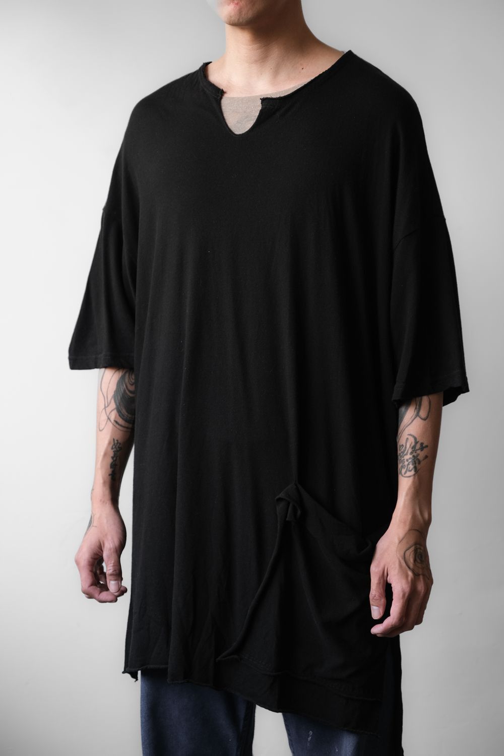 Yohji Yamamoto Yohji Yamamoto ULTIMA COTTON T-SHIRT WITH LARGE SIDE POCKET Size US L / EU 52-54 / 3 - 1 Thumbnail