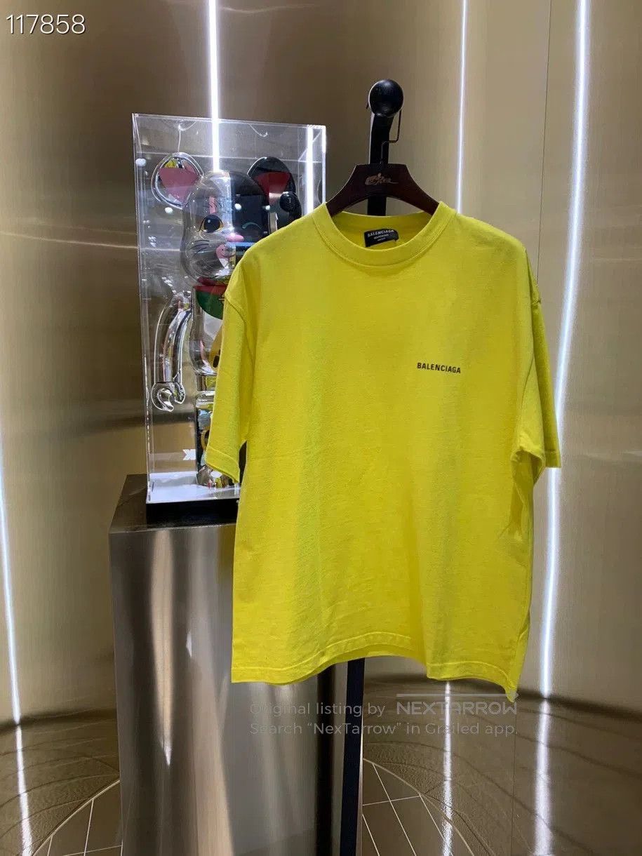 Balenciaga New Logo Yellow T-shirt.