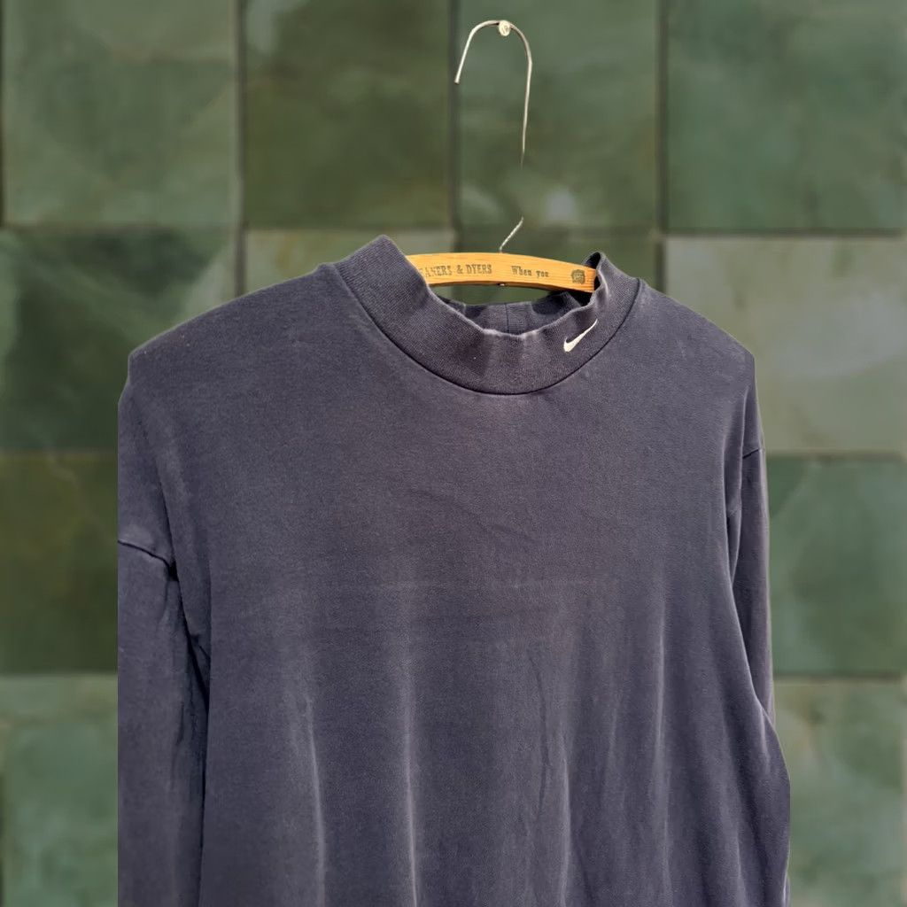 Nike Y2K Nike Swoosh Navy Mock Neck Long Sleeve Shirt L Mens Blue Size US L / EU 52-54 / 3 - 1 Thumbnail