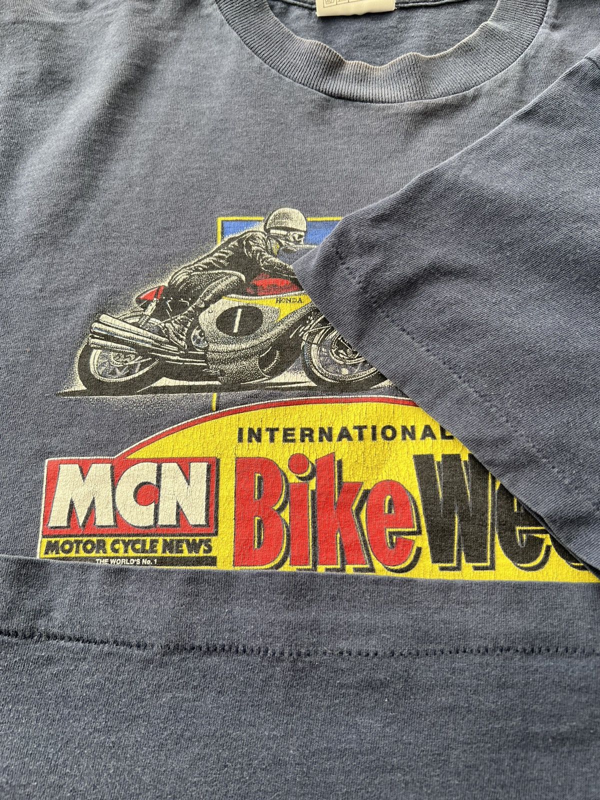 Vintage Vintage 1997 Bike Week Scarborough MCN Moto Racing T-shirt Size US L / EU 52-54 / 3 - 8 Thumbnail