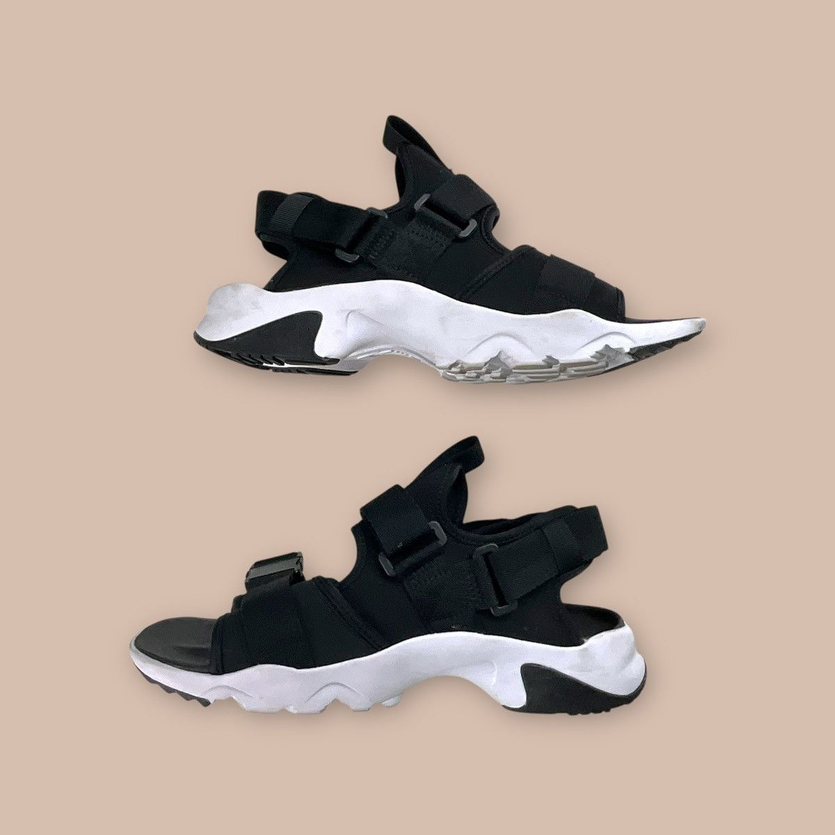 Nike Nike Canyon Sandal 'Black White' Size US 9 / EU 42 - 11 Thumbnail