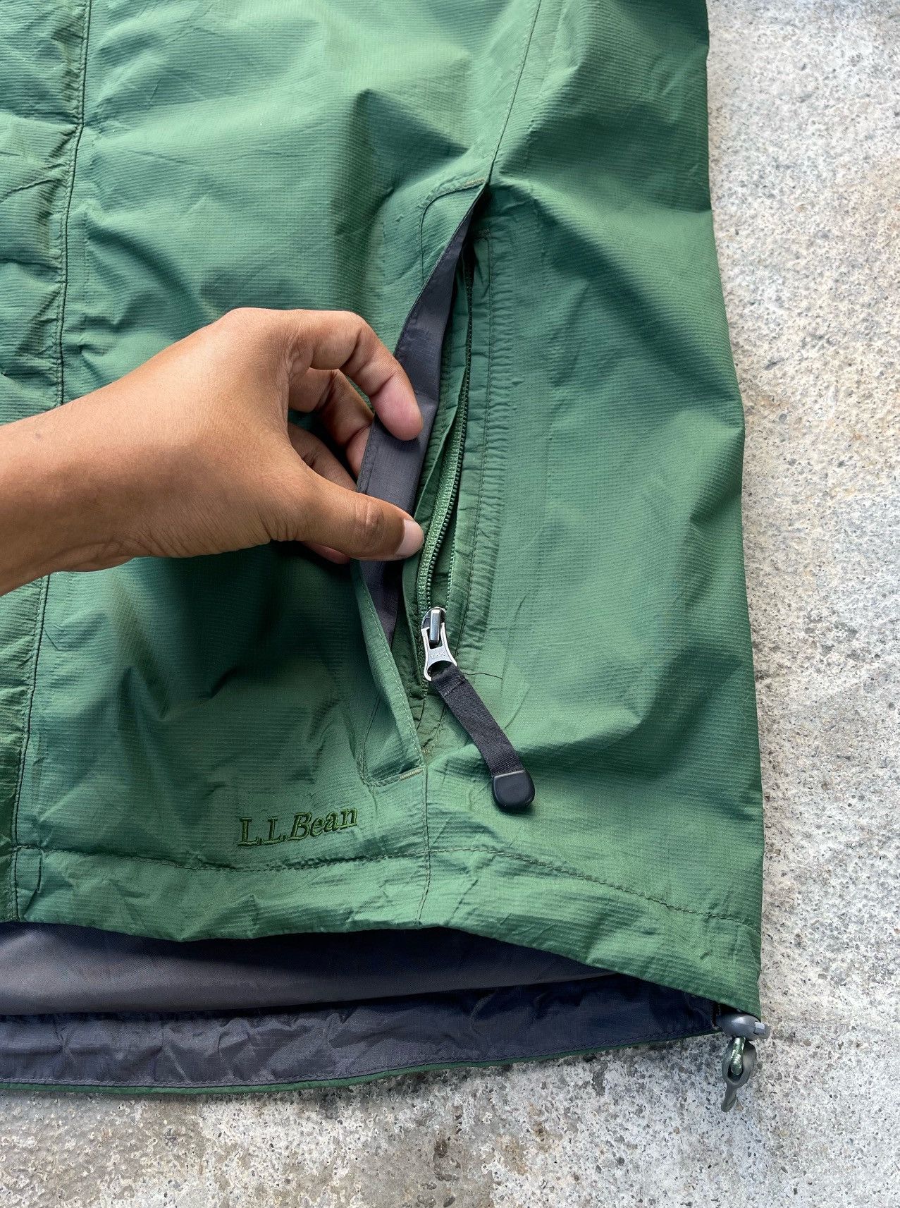 Goretex × L.L. Bean Vtg L.L.Bean x Gore-Tex Waterproof Windbreaker Hoodie Jacket Size US S / EU 44-46 / 1 - 8 Thumbnail