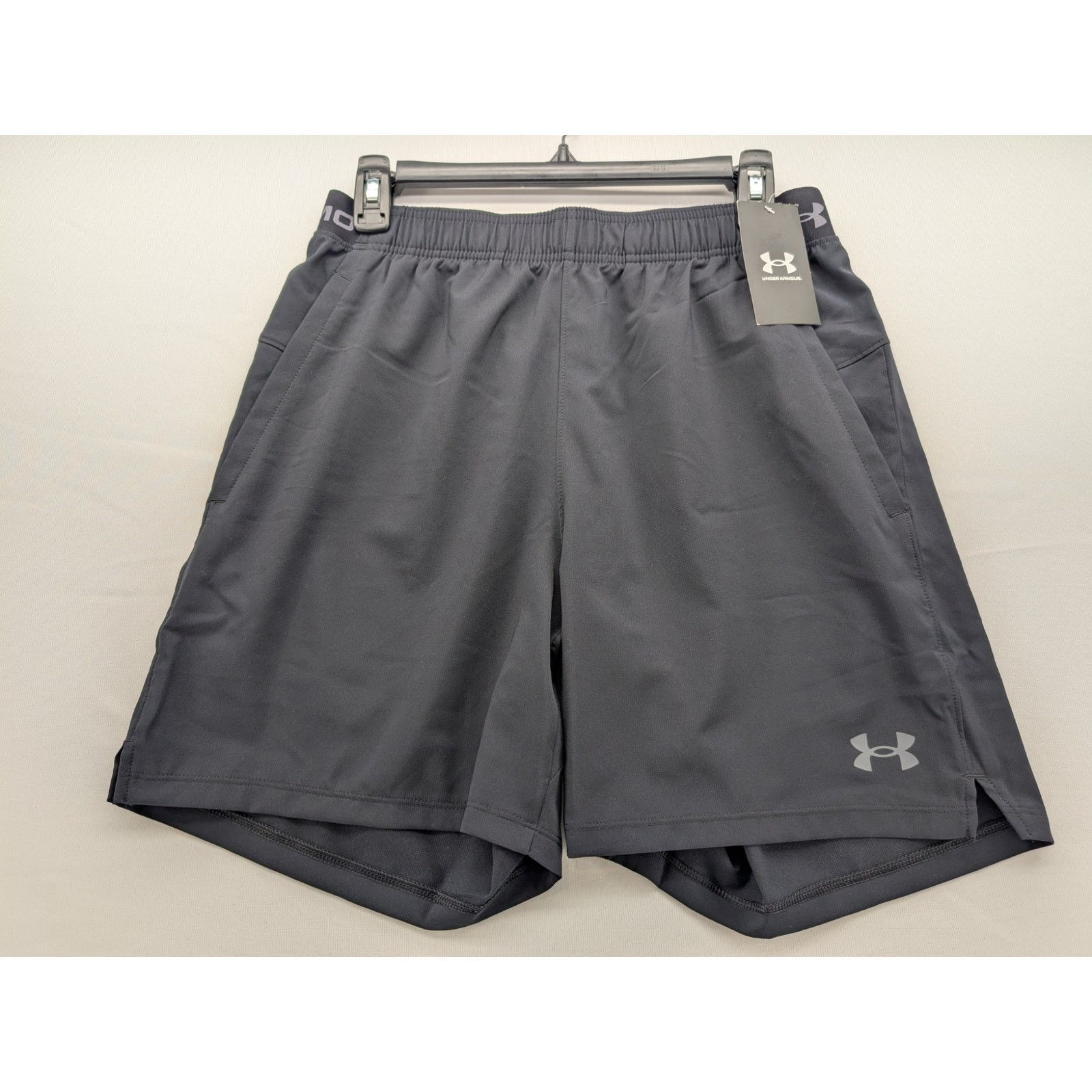Under Armour NWT Under Armour UA Vanish Woven 2.0 Men's 6" Shorts Black Size US 32 / EU 48 - 3 Thumbnail