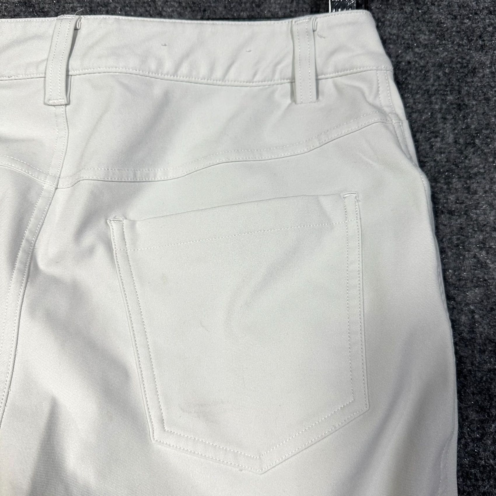 Lululemon Lululemon Womens Pants 28 Light Gray Stretch Chino Zip Fly Pockets Size 28" / US 6 / IT 42 - 7 Thumbnail