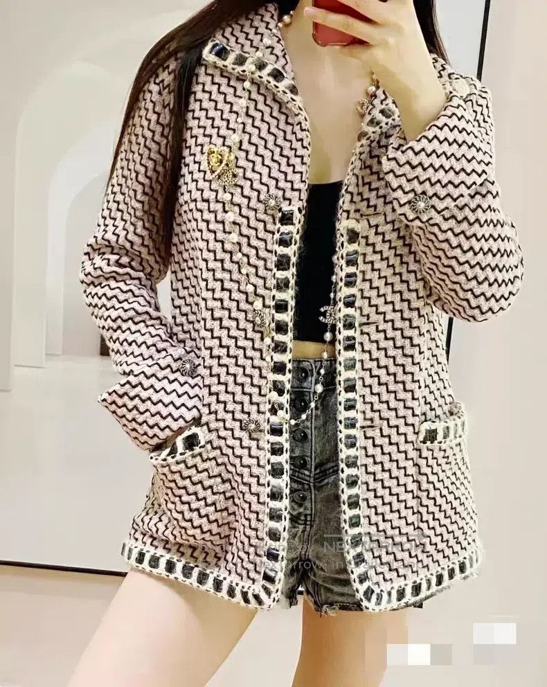 Chanel Chanel Knitted coat Size XS / US 0-2 / IT 36-38 - 9 Thumbnail