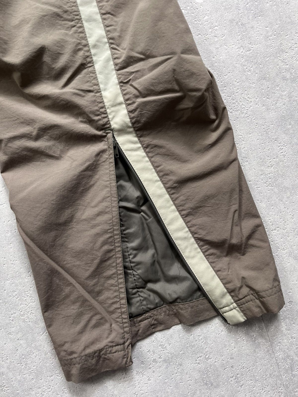 Nike × Vintage 90’s NIKE RETRO BAGGY Y2K SWOOSH LOGO RARE TRACK PANTS Size US 34 / EU 50 - 6 Thumbnail
