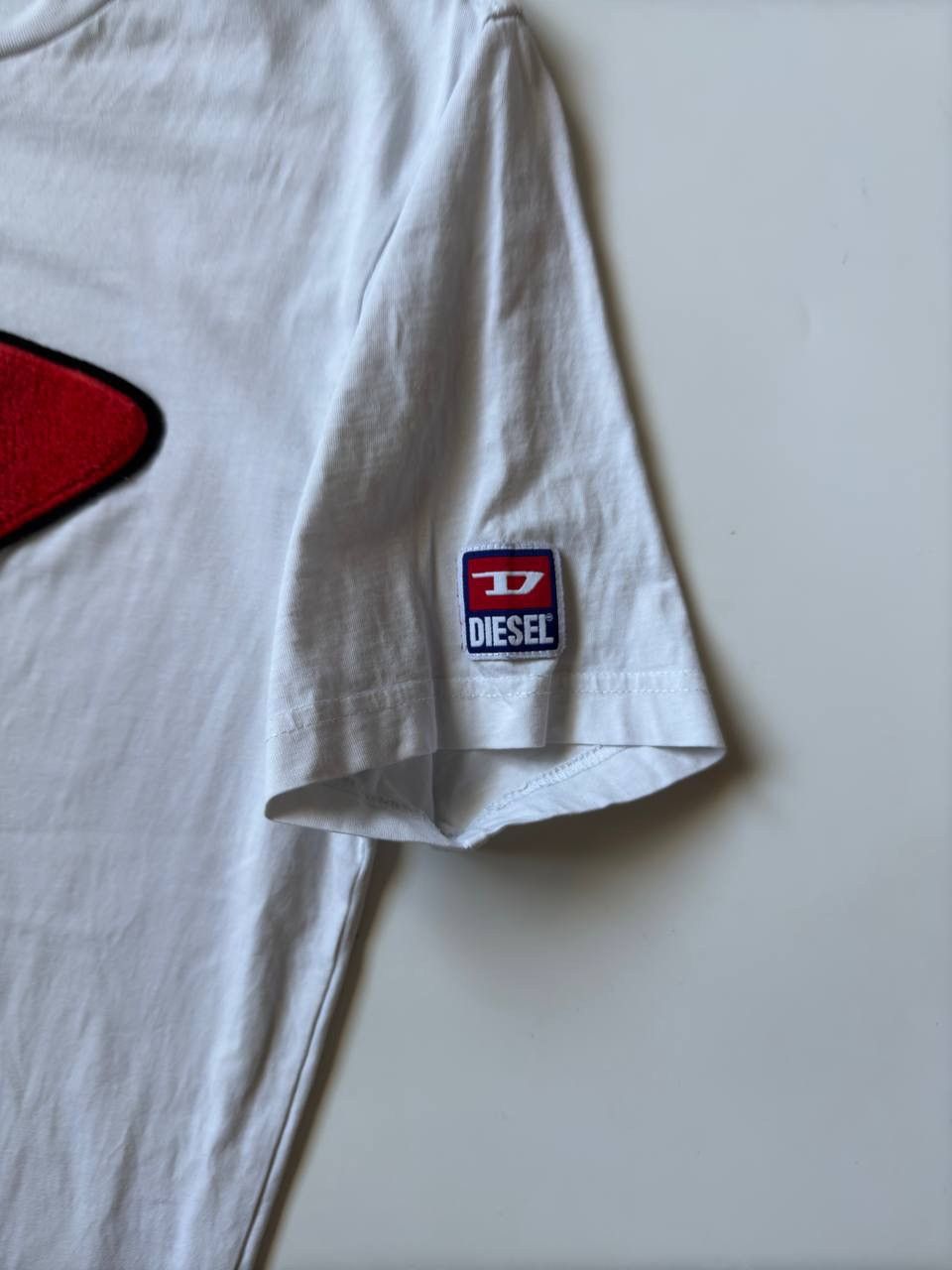 Diesel Diesel vintage y2k white t-shirt M Size US M / EU 48-50 / 2 - 4 Thumbnail