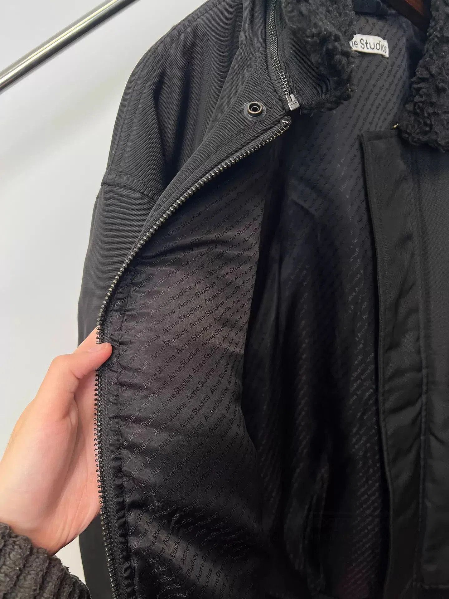 Acne Studios Black Fuzzy Collar Bomber Jacket Size L. Size US L / EU 52-54 / 3 - 7 Thumbnail