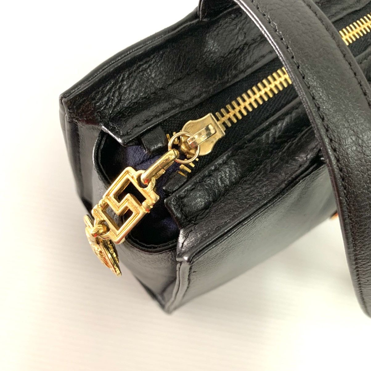 Versace Gianni Versace Medusa Shoulder Bag Size ONE SIZE - 16 Thumbnail