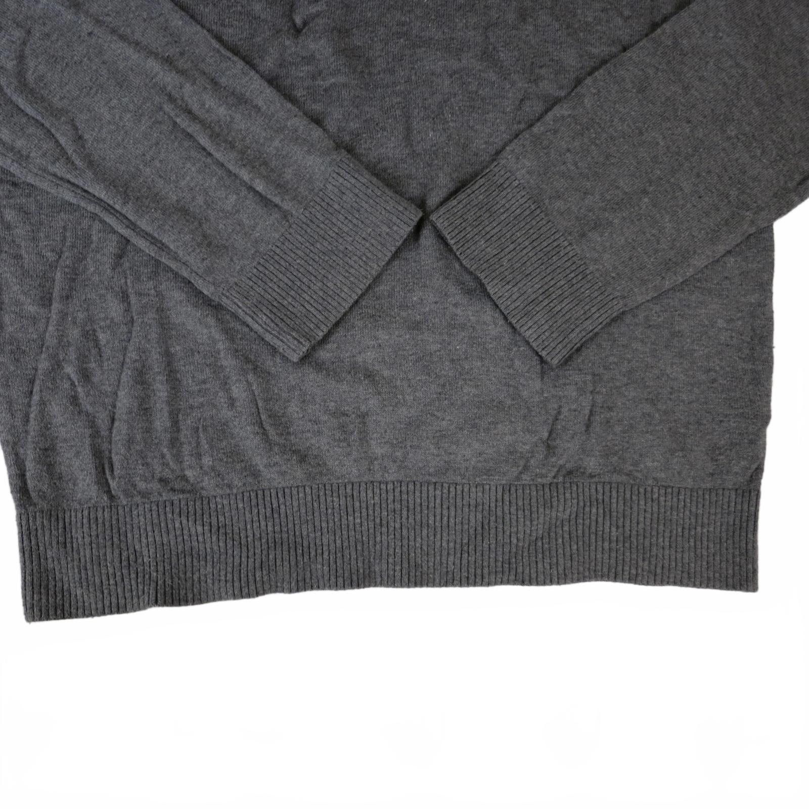 Hollister Men's Large Hollister Gray V-Neck Sweater Size US L / EU 52-54 / 3 - 4 Thumbnail