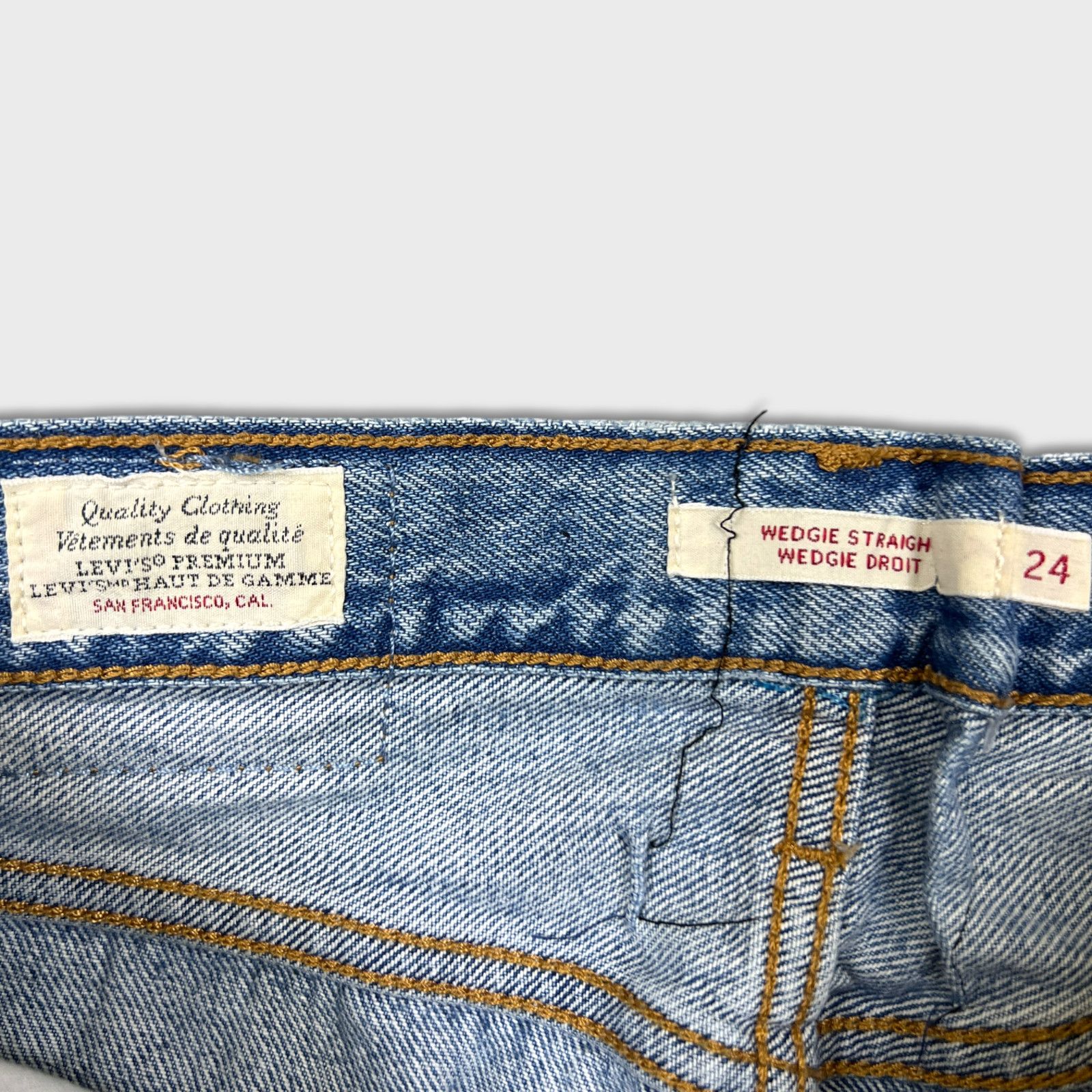 Levi's × Vintage Levi’s Wedgie Straight Jeans 24x25 Light Wash Distress Denim Size 24" / US 00 / IT 34 - 9 Thumbnail