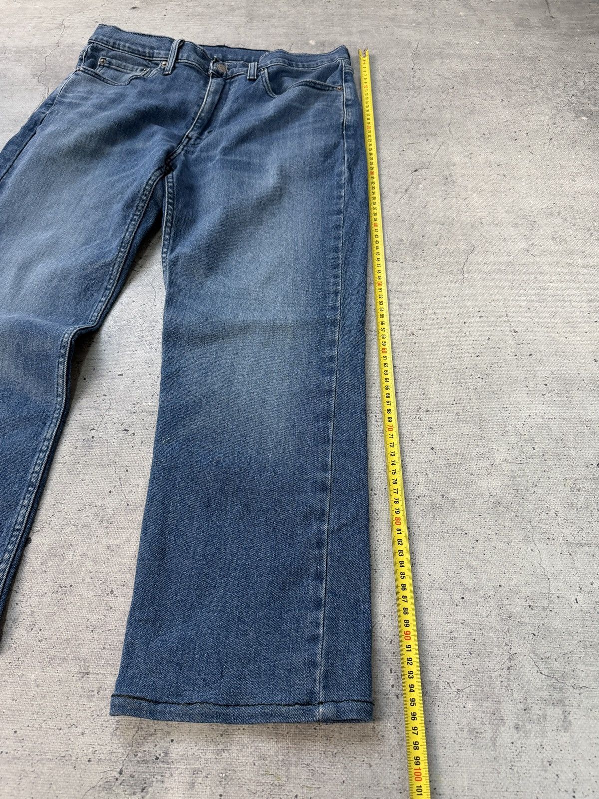 Levi's Levi's 514 Straight Fit Jeans Men's Size 33x30 Medium Wash Size US 33 - 7 Thumbnail