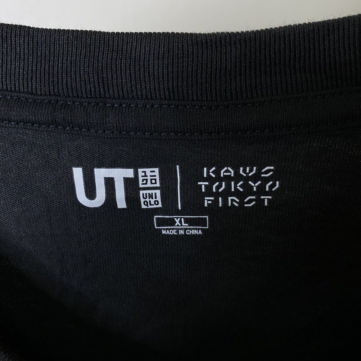 Kaws Kaws Tokyo First x Uniqlo UT Collaboration Tee Travis Style Size US XL / EU 56 / 4 - 5 Thumbnail