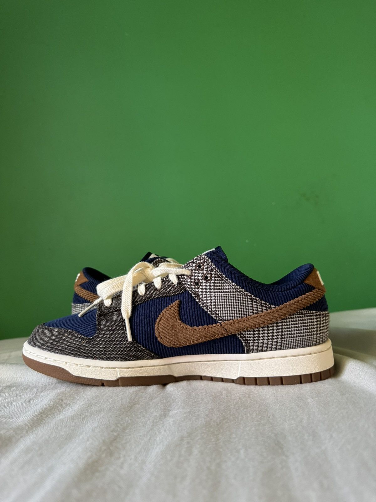 Nike Nike dunk low tweed corduroy 2023 Size US 9.5 / EU 42-43 - 2 Thumbnail