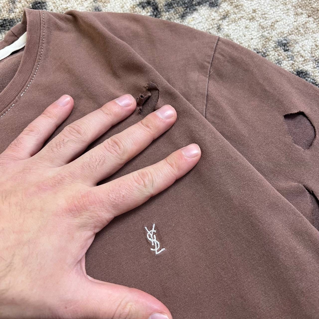 Yves Saint Laurent Yves Saint Laurent Luxury Distressed T-Shirt 1TS12 Size US L / EU 52-54 / 3 - 3 Thumbnail