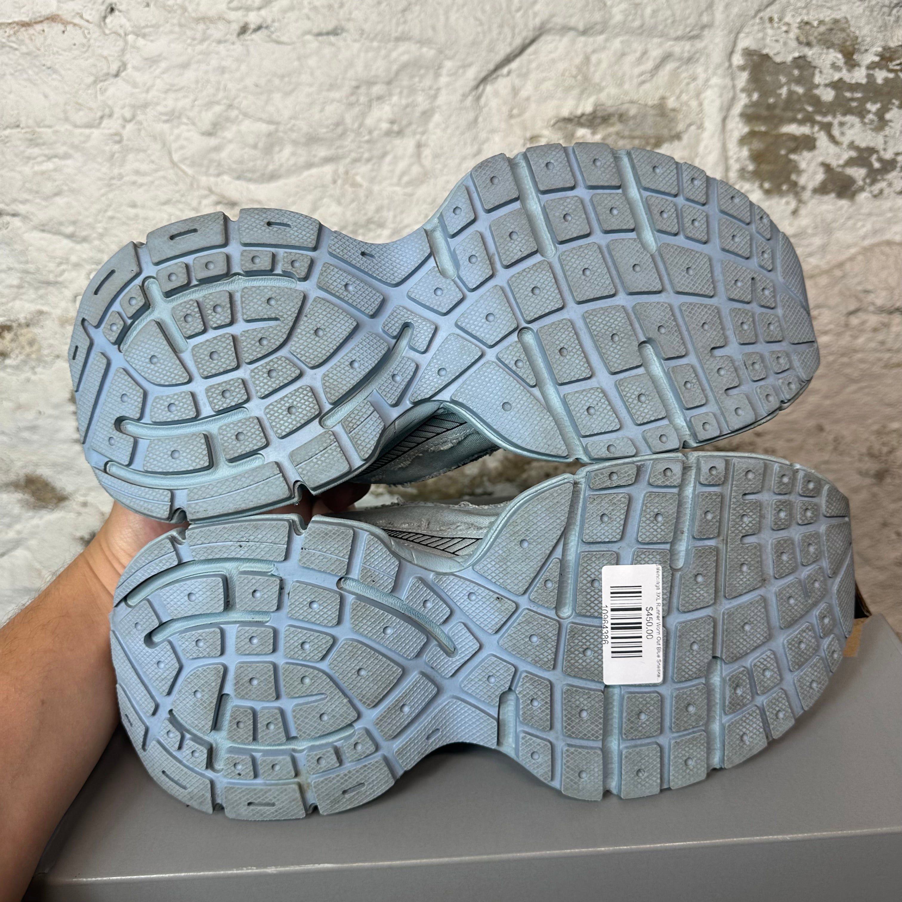 Balenciaga Balenciaga 3XL Runner Worn Out Blue Sneaker Sz 11 (44) Size US 11 / EU 44 - 5 Thumbnail