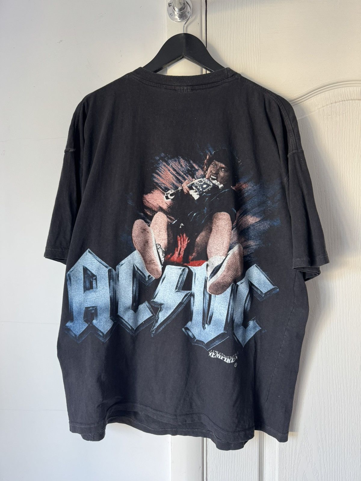 Band Tees Vintage 90s ACDC EMPIRE Allover Printed T Shirt Tee Size US XL / EU 56 / 4 - 6 Thumbnail