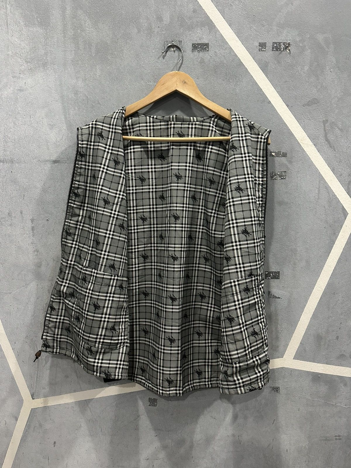 Burberry Burberry Monogram Vest Jacket Size US M / EU 48-50 / 2 - 6 Thumbnail