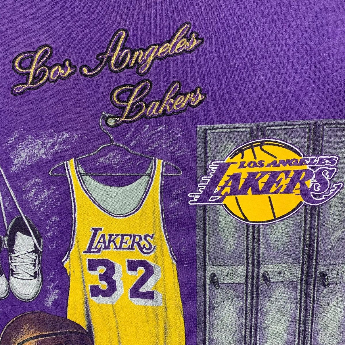 NBA × Vintage Vintage 90s LOS ANGELES LAKERS Magic johnson nutmeg tee Size US XL / EU 56 / 4 - 10 Thumbnail